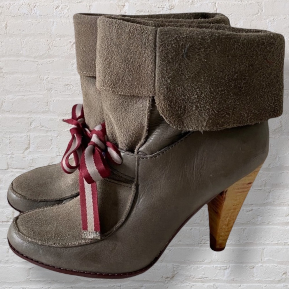 Poetic License Gray Headliner Leather Suede Booties Stand Up Fold Over Shoes